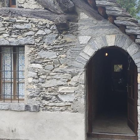 Tepilanti Villa Cerentino Luaran gambar